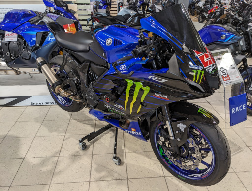 YAMAHA YZF-R7 PISTE TOUTES OPTIONS 