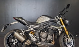 TRIUMPH SPEED TRIPLE 1200 RS
