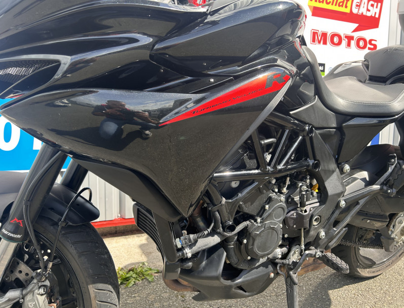 MV AGUSTA TURISMO VELOCE R 800