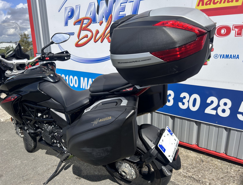 MV AGUSTA TURISMO VELOCE R 800