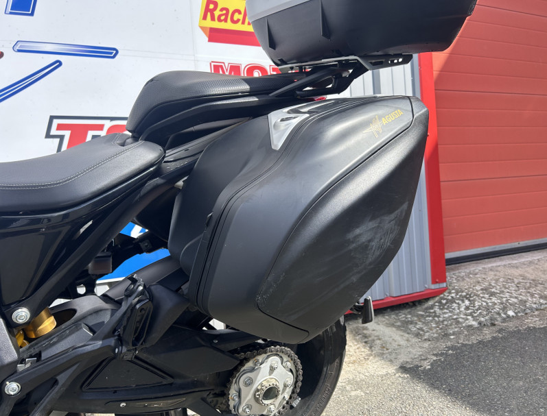 MV AGUSTA TURISMO VELOCE R 800