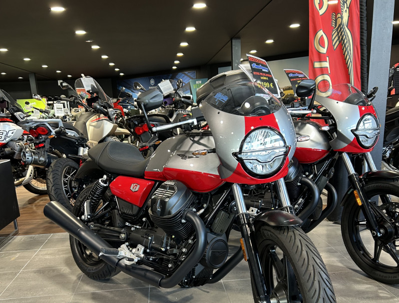 MOTO GUZZI V7 CORSA