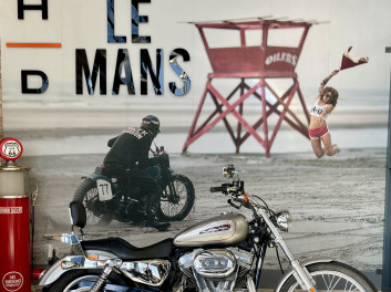 HARLEY-DAVIDSON SPORTSTER 883