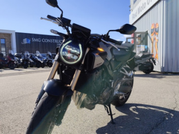 HONDA CB650R E-CLUTCH