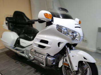 HONDA GOLDWING 1800