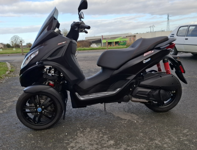 PIAGGIO MP3 300 HPE ABS ASR