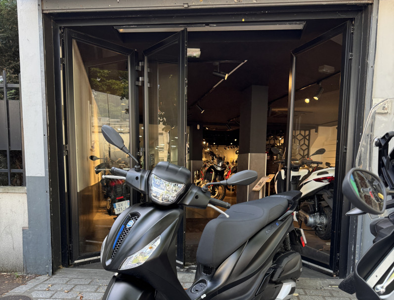 PIAGGIO MEDLEY 125 Iget