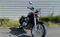 TRIUMPH THUNDERBIRD 900