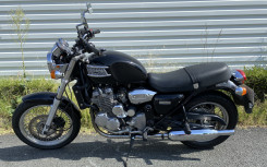 TRIUMPH THUNDERBIRD 900
