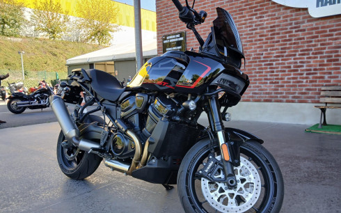HARLEY-DAVIDSON ADVENTURE PAN AMERICA 1250 ST