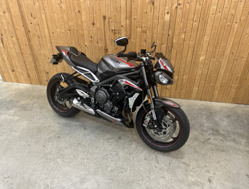 TRIUMPH STREET TRIPLE 765 RS