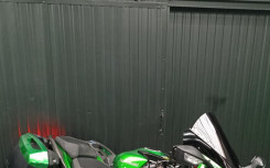 KAWASAKI Ninja H2 SX SE