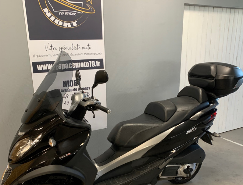 PIAGGIO MP3 300 LT ABS