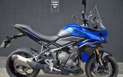 TRIUMPH TIGER 800