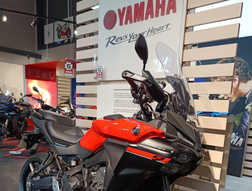 YAMAHA TRACER 9