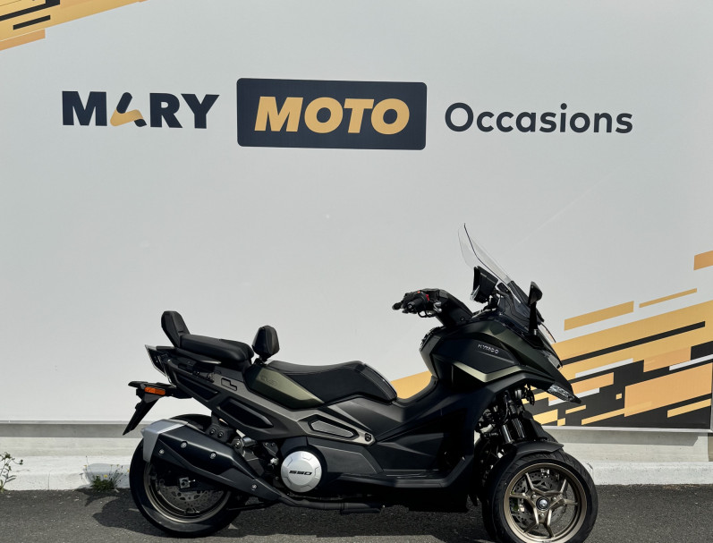 KYMCO CV3 550