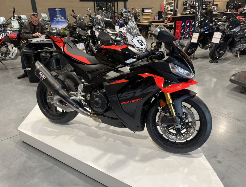 APRILIA RSV4 1100 FACTORY