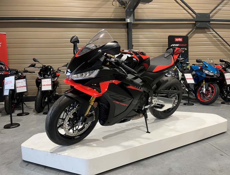 APRILIA RSV4 1100 FACTORY