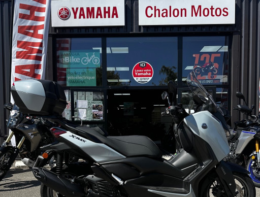 YAMAHA XMAX 125 TECH MAX + 