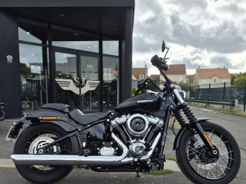 HARLEY-DAVIDSON Street bob 1923