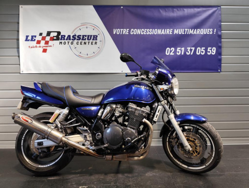 SUZUKI GSX 750 INAZUMA