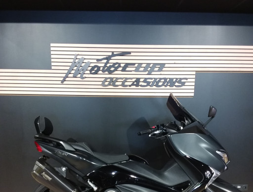  T-MAX 530 DX