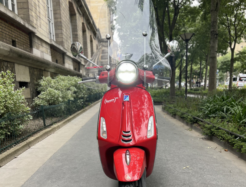 VESPA PRIMAVERA ELETTRICA 70 RED 9 777 KMS GARANTIE 6 MOiS LIVRAISON DANS TOUTE LA FRANCE
