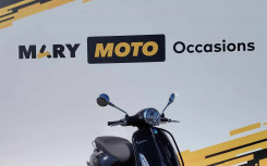 VESPA PRIMAVERA 125