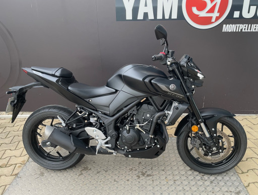 YAMAHA MT-03