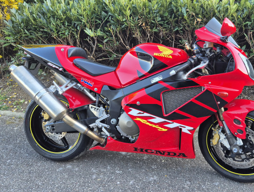 SPORTIVE HONDA VTR 1000 SP1 MOTORS 54