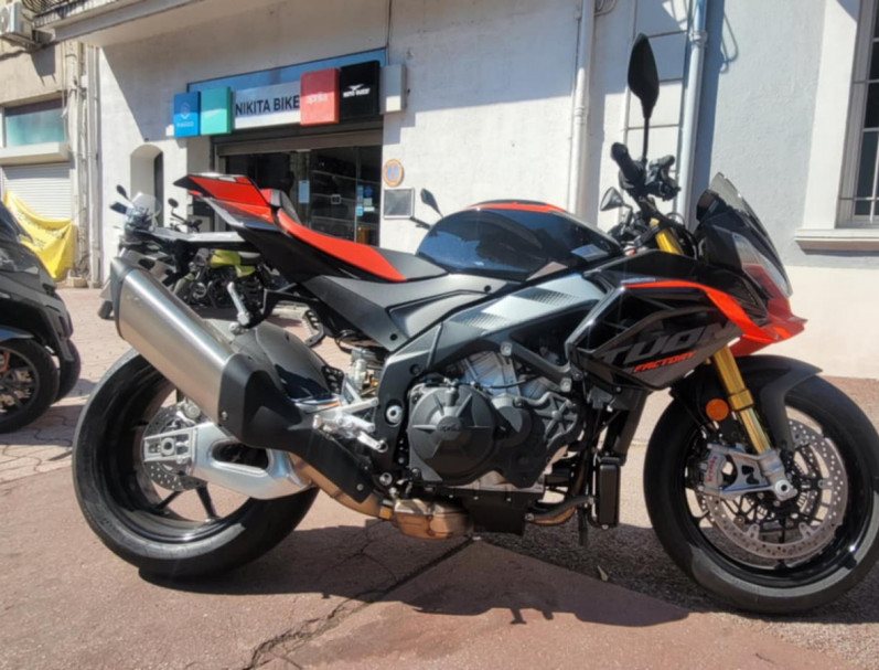 APRILIA TUONO 1100 V4 FACTORY