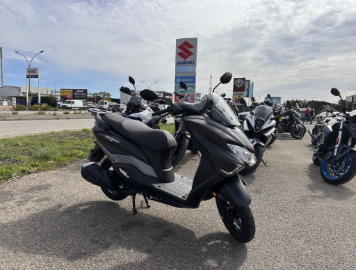 SUZUKI BURGMAN 125