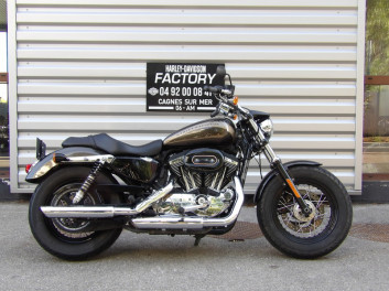 HARLEY-DAVIDSON SPORTSTER CUSTOM 1200