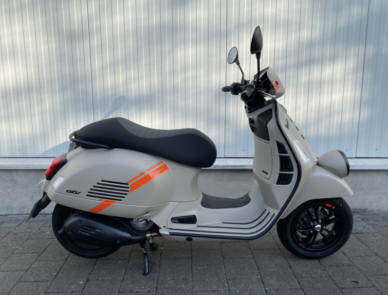 VESPA GTV 300