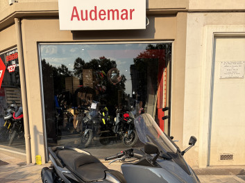YAMAHA XP T-MAX 560 TECH MAX
