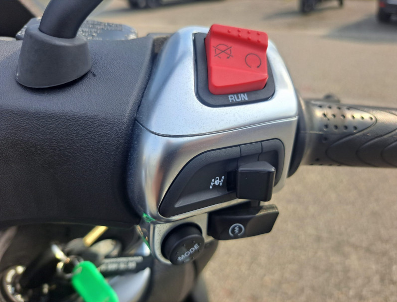 PIAGGIO MP3 500 ABS/ASR