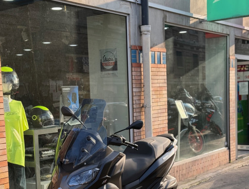 VENTE FLASH - PIAGGIO MP3 530 DEMO HPE EXCLUSIVE GARANTIE 5 ANS LIVRAISON POSSIBLE