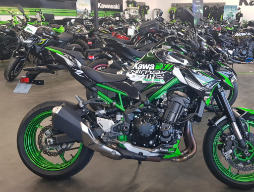 KAWASAKI Z 900