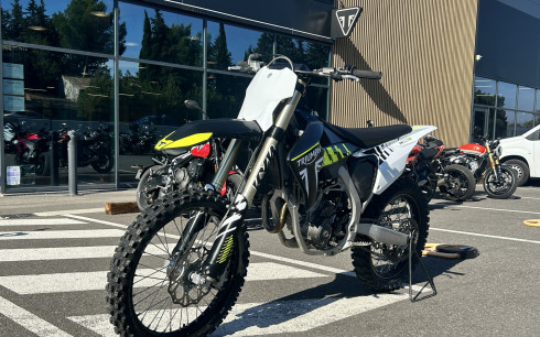 TRIUMPH TF 250-X