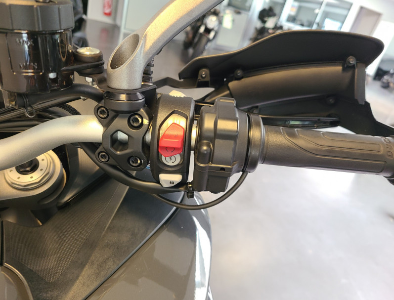 DUCATI MULTISTRADA V2S