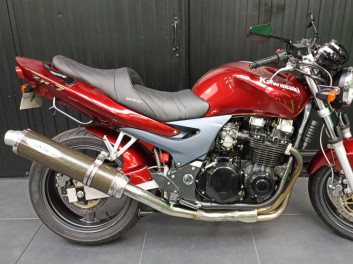 KAWASAKI ZR-7