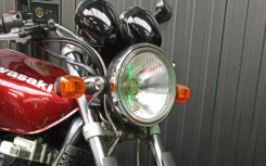 KAWASAKI ZR-7