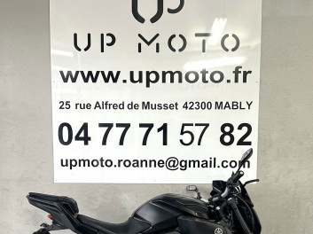 YAMAHA MT 125