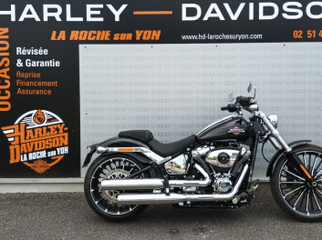HARLEY-DAVIDSON SOFTAIL BREAKOUT 1923 CLE EN MAIN