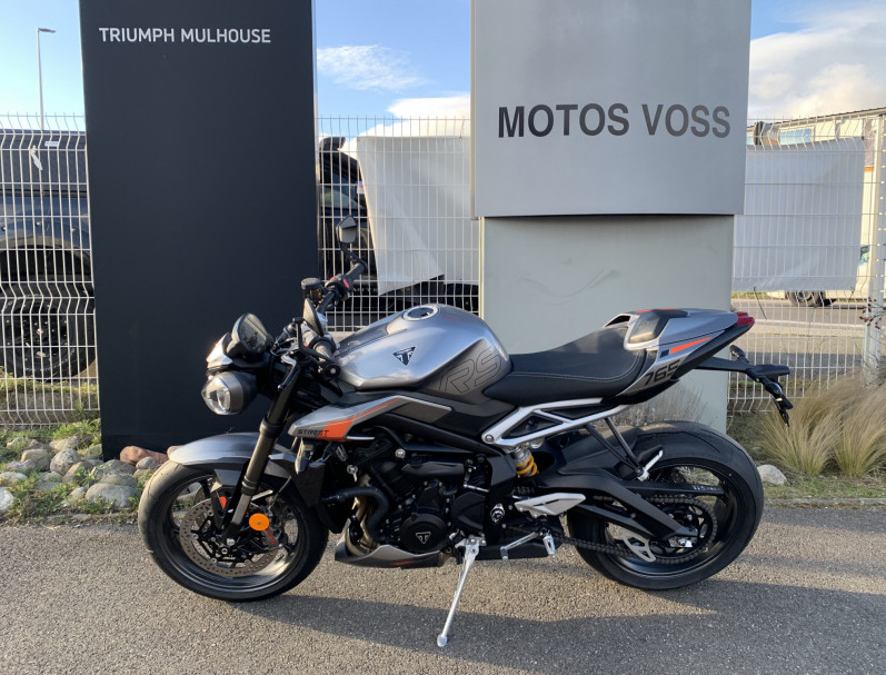 TRIUMPH STREET TRIPLE 765 RS