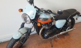 TRIUMPH BONNEVILLE 865 T100