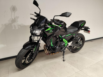 Z650 / 2025/ 600KMS / 115€/MOIS AVEC ASSURANCE GVA