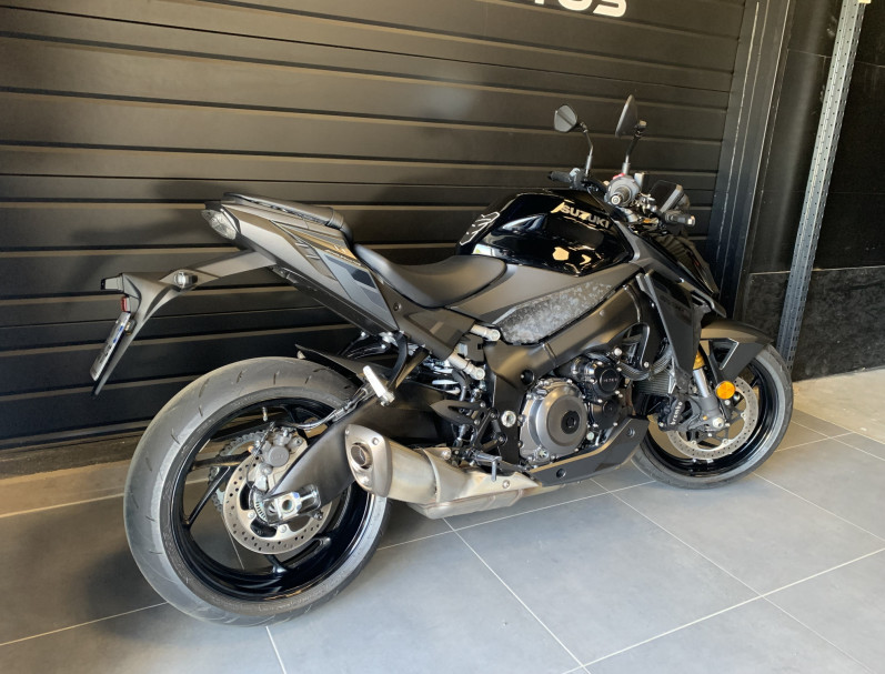 SUZUKI GSX-S 1000