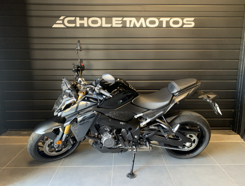 SUZUKI GSX-S 1000