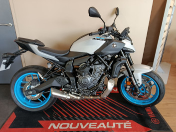 YAMAHA MT 07 Y-AMT 35 KW / BOITE AUTO / 1ERE MAIN / ETAT NEUF